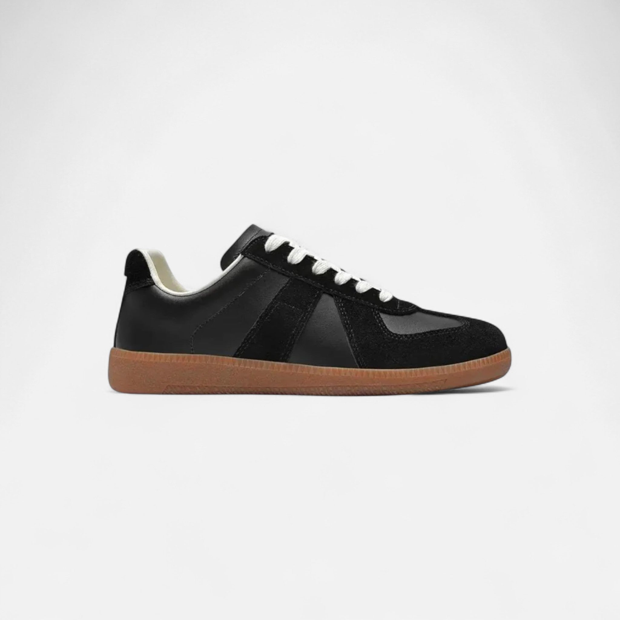 Men’s Leather Sneakers – Lace-Up Low-Top Classic Style