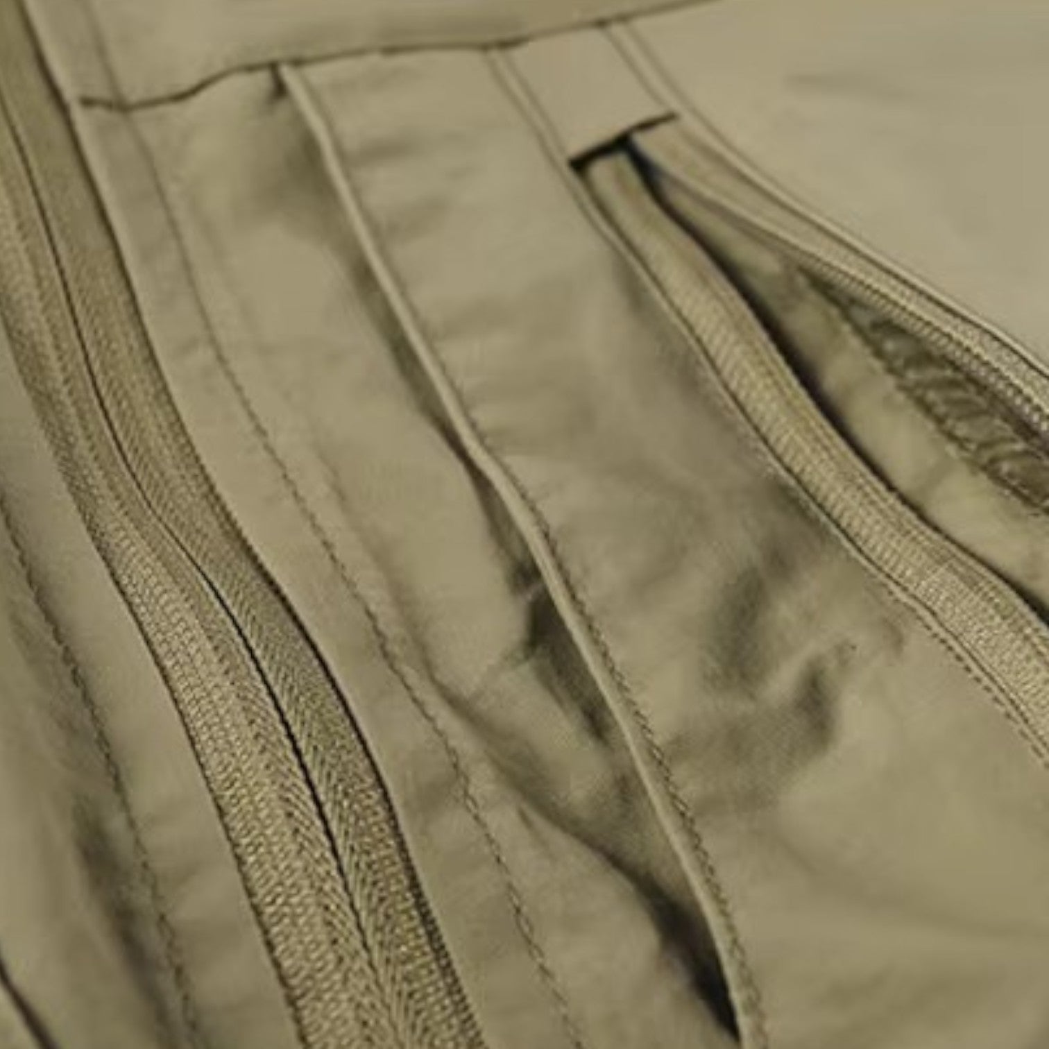 Felorro | Men’s Lightweight Outdoor Utility Vest with Zip Pockets