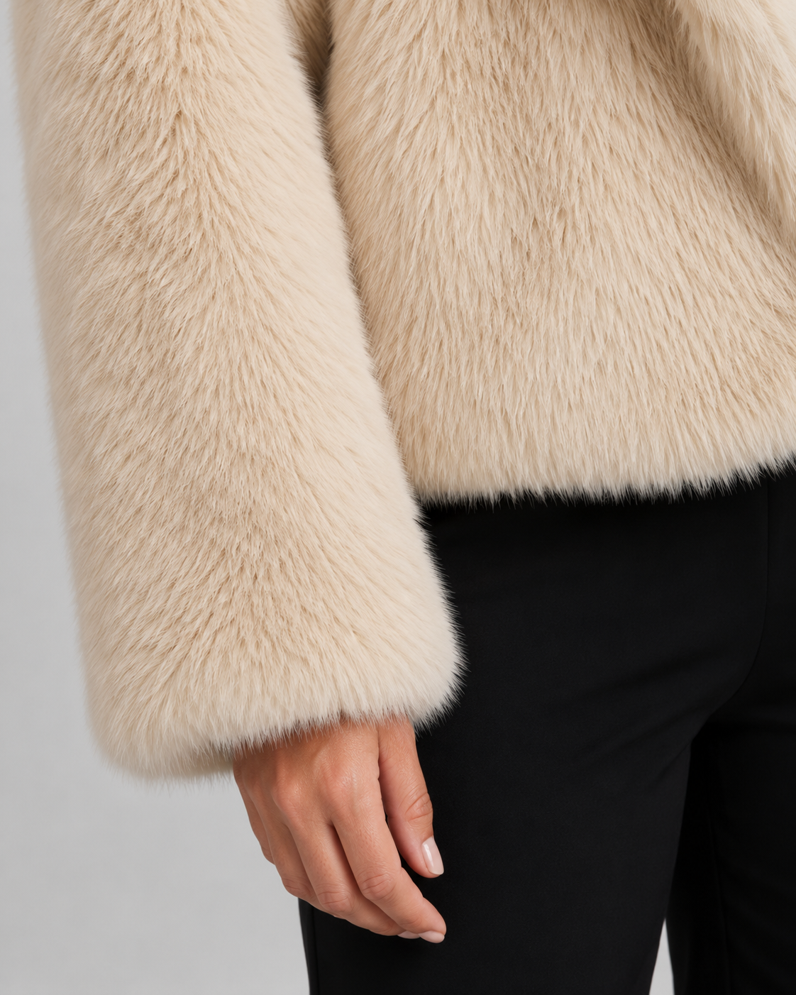 Women’s Faux Fur Jacket – Soft Cropped Winter Layer