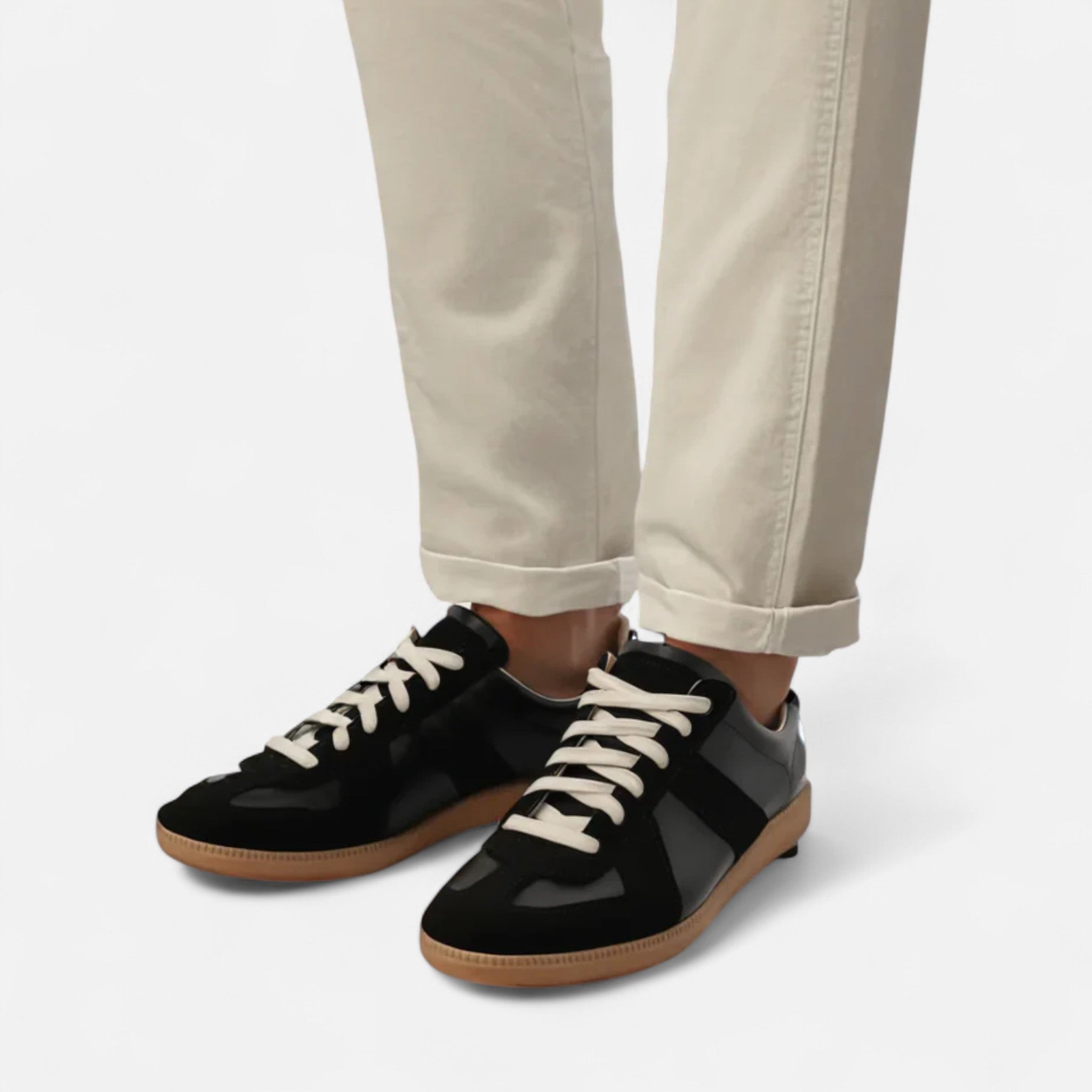 Men’s Leather Sneakers – Lace-Up Low-Top Classic Style