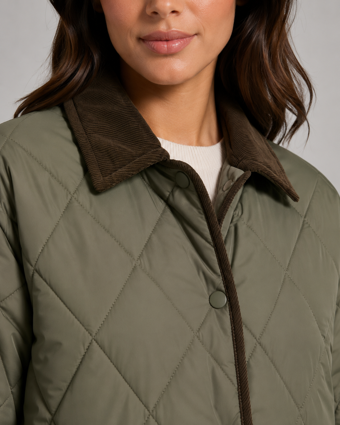 Women's Diamond Quilted Jacket with Corduroy Collar