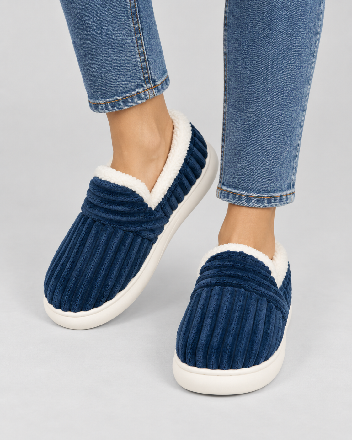 Women's Fleece-Lined Ribbed Slippers – Closed Toe Thick Sole
