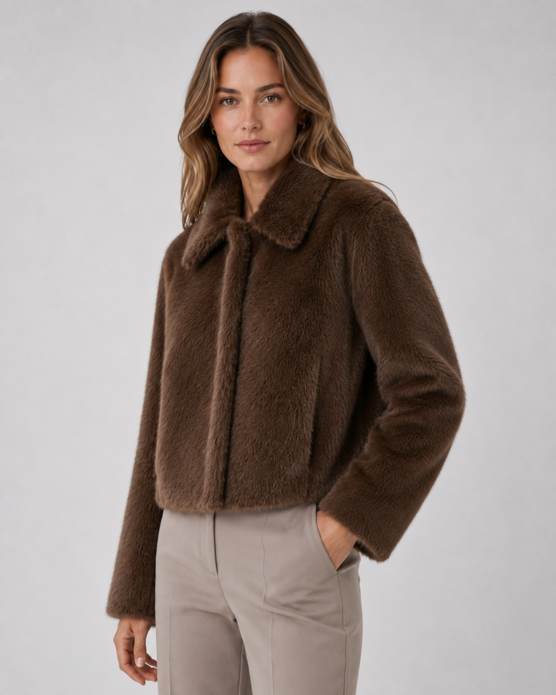 Women's Fur Jacket - Cropped Wide Collar Long Sleeve