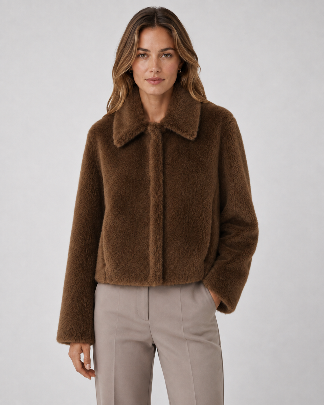 Women's Fur Jacket - Cropped Wide Collar Long Sleeve