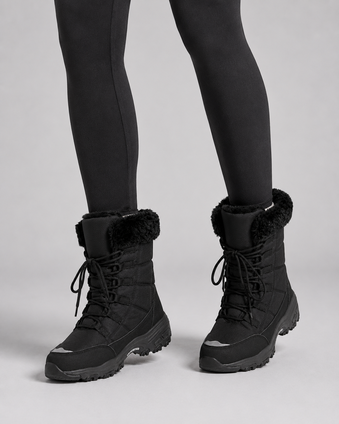 Women's Snow Boots - Quilted Lace-Up Faux Fur Cuff Chunky Sole