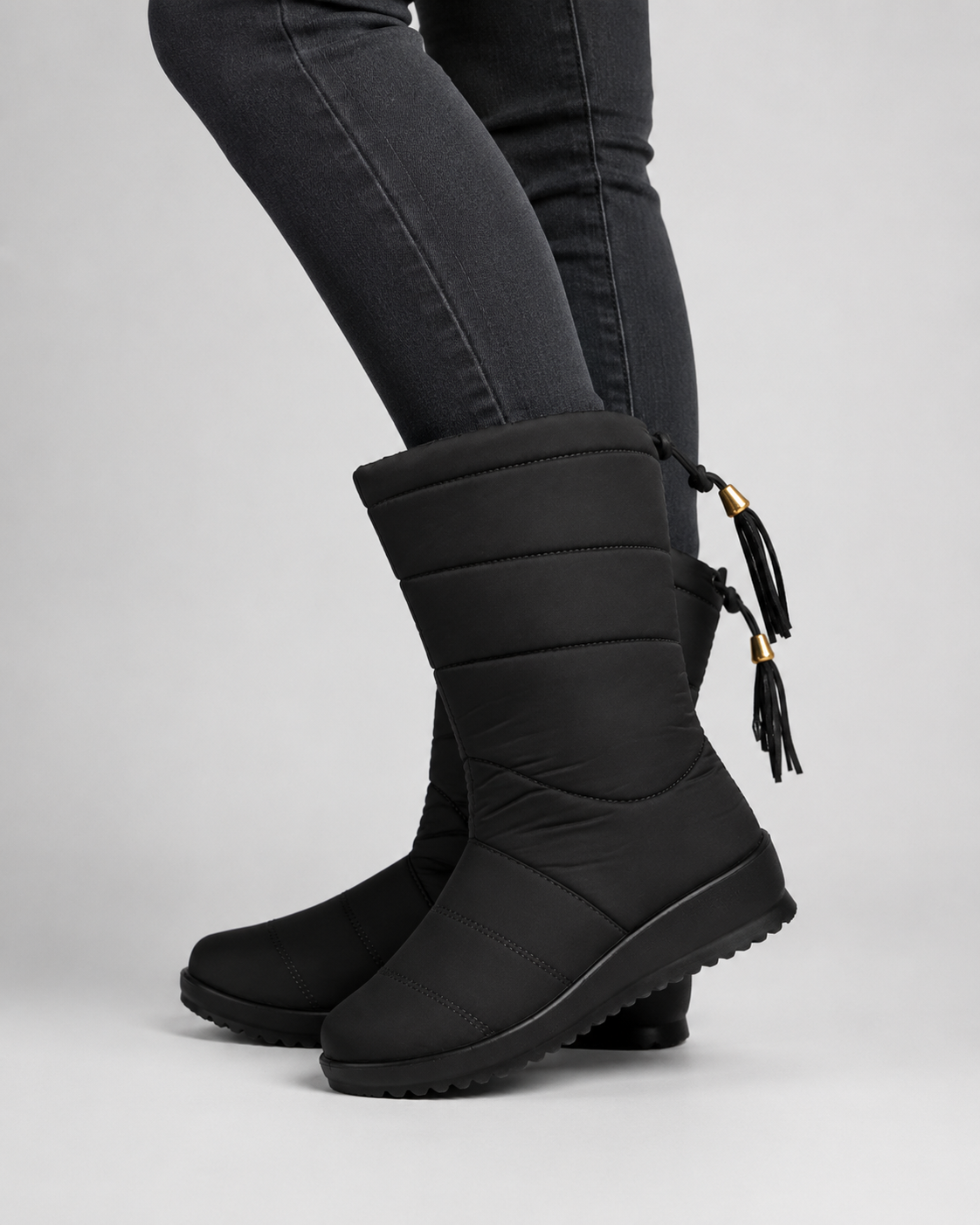 Women's Snow Boots - Quilted Mid-Calf Padded